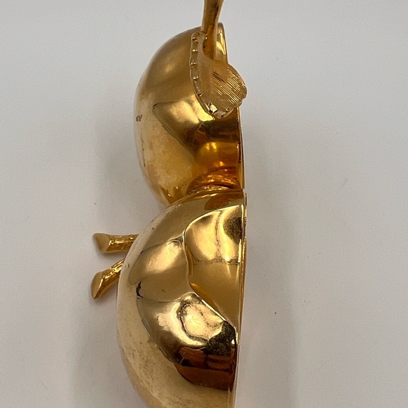 TED ARNOLD APPLE FRAMED - Picture 5 of 8